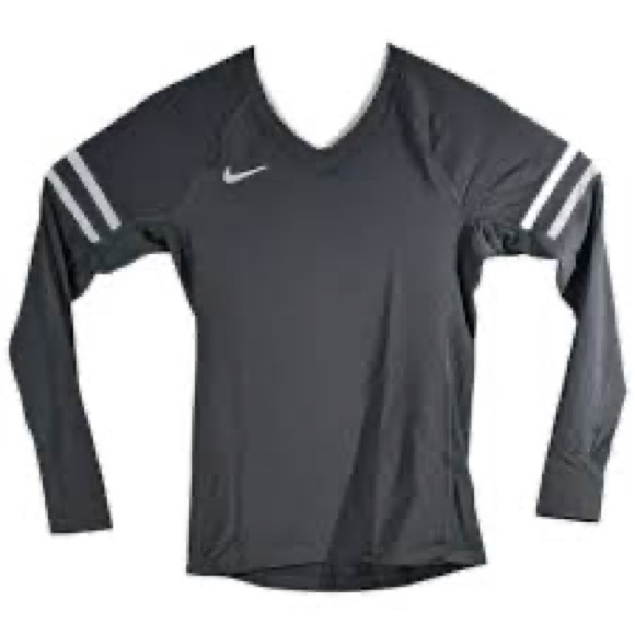 Nike Tops - Nike Women’s Elite Long Sleeve Volleyball Jersey in gray Size 2XL